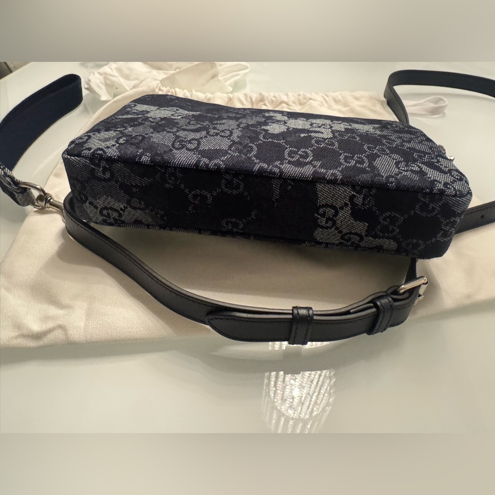 Gucci Denim Crossbodg - Picture 9 of 12